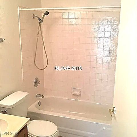 8417 Running Deer Avenue 101, Las Vegas, NV 89145