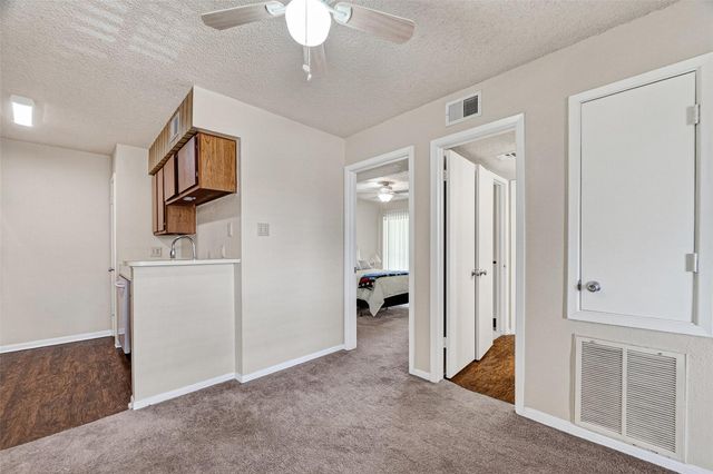 1500 Bay Area Blvd Boulevard 209, Houston, TX 77058