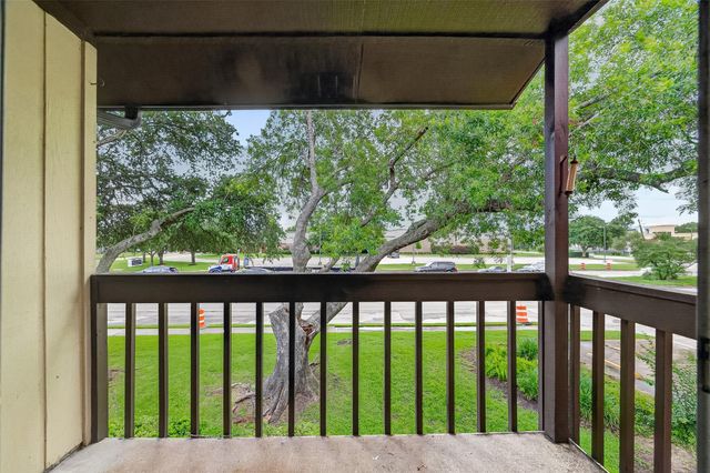 1500 Bay Area Blvd Boulevard 209, Houston, TX 77058