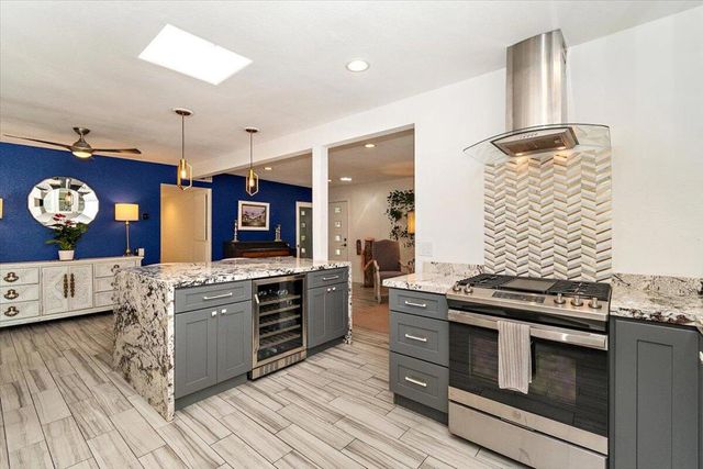 2911 N Cypress Road, Palm Springs, CA 92262