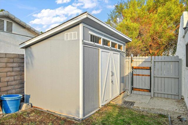 2911 N Cypress Road, Palm Springs, CA 92262