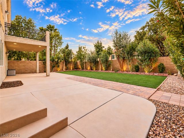 669 Doubleshot Lane, Henderson, NV 89052