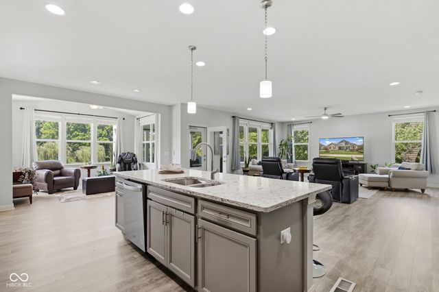 3796 Conifer Drive, Zionsville, IN 46077