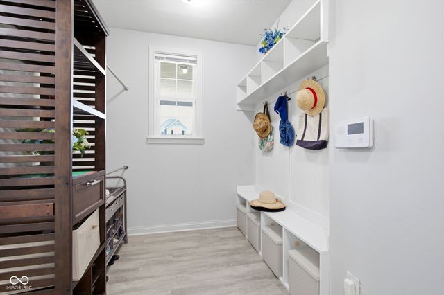 3796 Conifer Drive, Zionsville, IN 46077