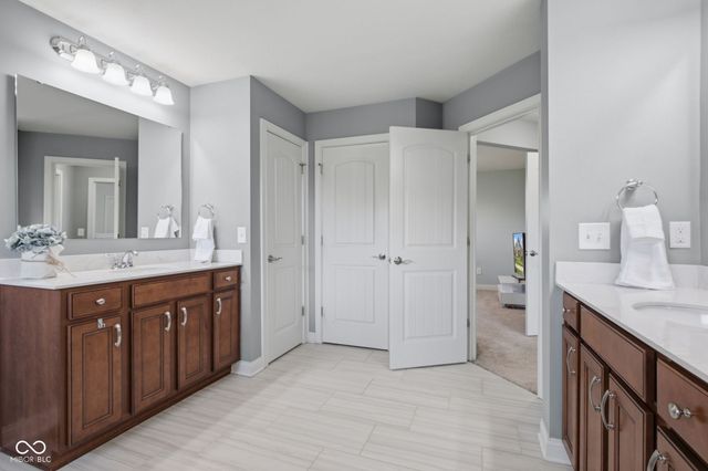 3796 Conifer Drive, Zionsville, IN 46077