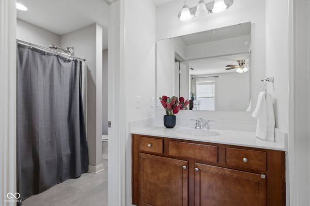 3796 Conifer Drive, Zionsville, IN 46077