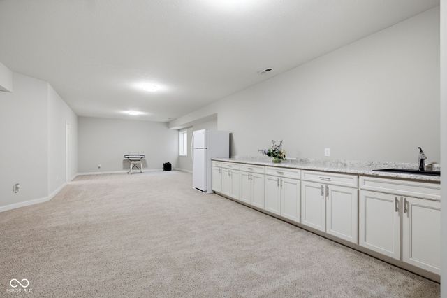 3796 Conifer Drive, Zionsville, IN 46077
