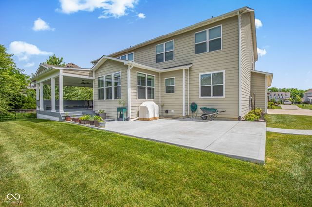 3796 Conifer Drive, Zionsville, IN 46077