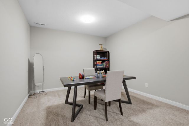 3796 Conifer Drive, Zionsville, IN 46077