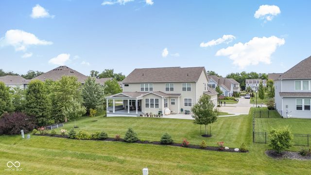 3796 Conifer Drive, Zionsville, IN 46077