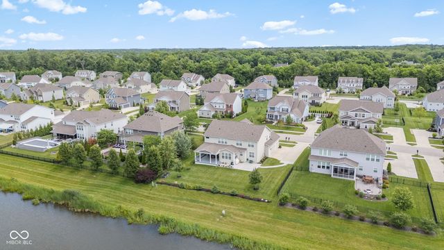 3796 Conifer Drive, Zionsville, IN 46077