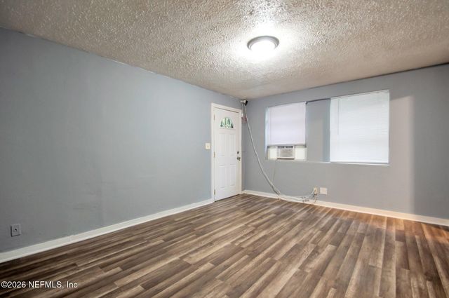 5926 DUNMIRE Avenue, Jacksonville, FL 32219