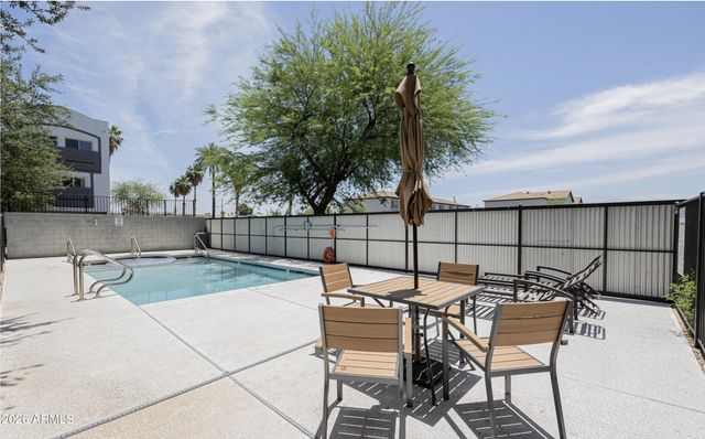 7827 N 20TH Glen, Phoenix, AZ 85021
