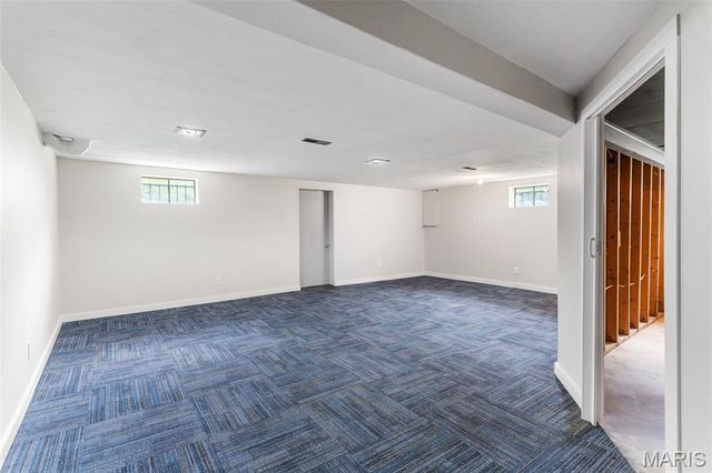 8033 Amherst Avenue, University City, MO 63130