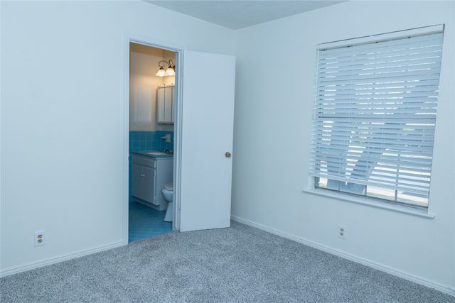 1860 Meadow Valley Lane, Dallas, TX 75232