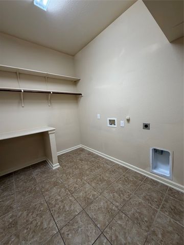 8425 Snow Goose Way, Fort Worth, TX 76118
