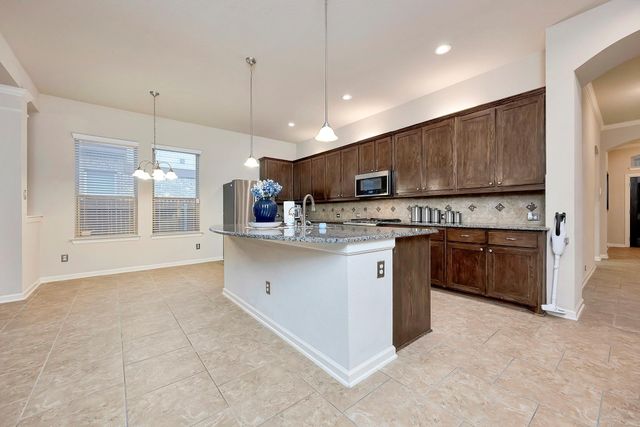 8425 Snow Goose Way, Fort Worth, TX 76118