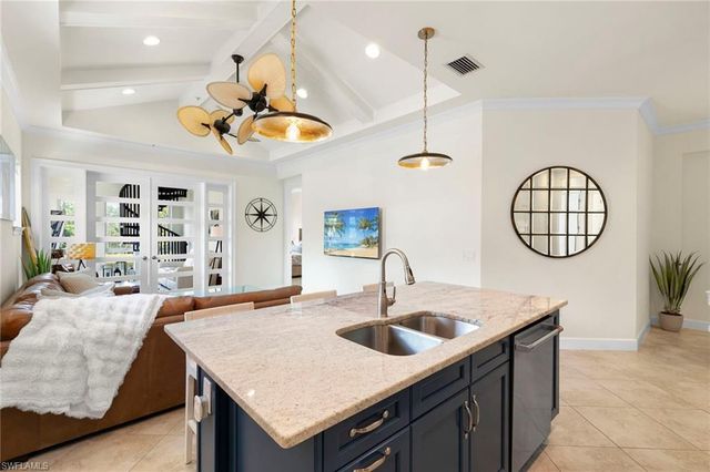 6565 Dominica DR # 201, Naples, FL 34113