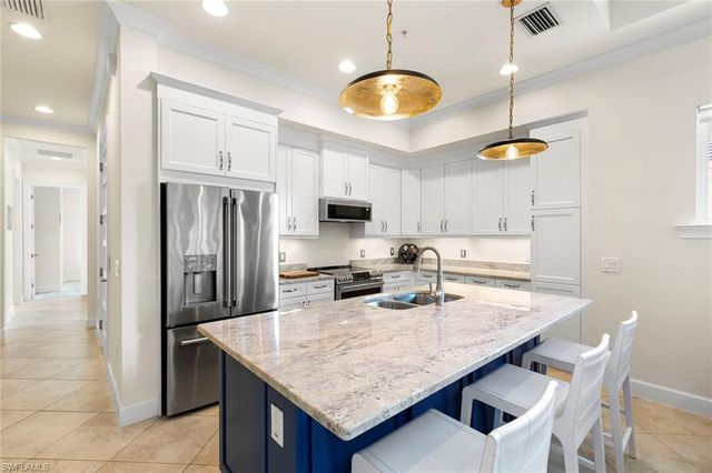 6565 Dominica DR # 201, Naples, FL 34113