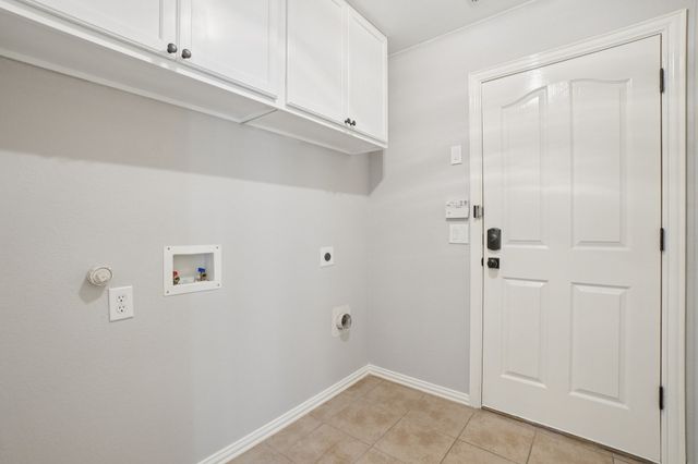 2604 Deer Hollow Drive, Little Elm, TX 75068