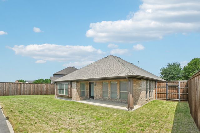 2604 Deer Hollow Drive, Little Elm, TX 75068