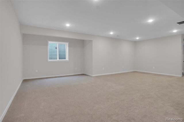 340 Mcdowell Drive, Howell, MI 48843