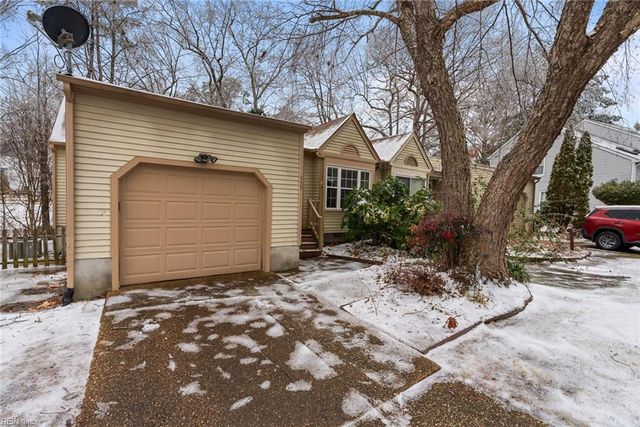 159 Hidden Lake PL, Newport News, VA 23602