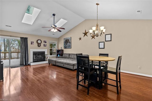 159 Hidden Lake PL, Newport News, VA 23602