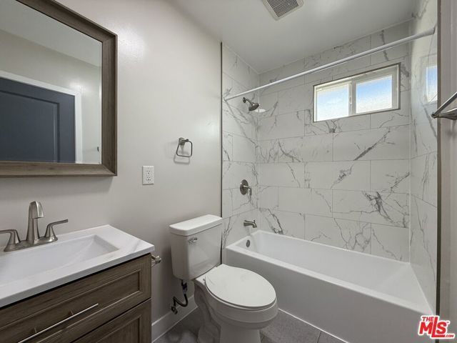 1505 S Cochran Avenue 2, Los Angeles, CA 90019