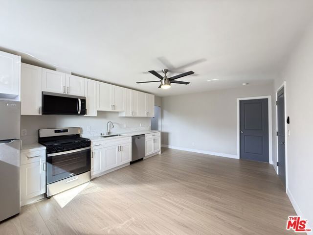 1505 S Cochran Avenue 2, Los Angeles, CA 90019