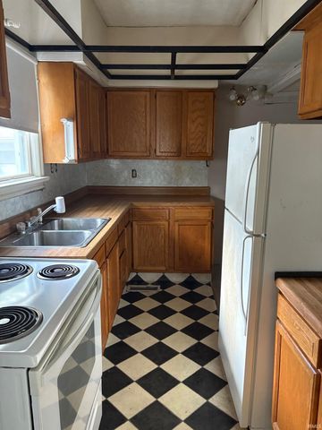 1420 W 5TH Street, Marion, IN 46953