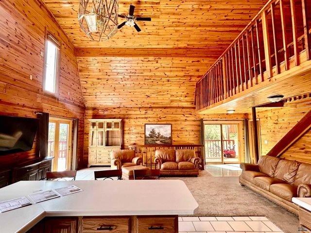 27301 SIMUNEK CT, Hot Springs, SD 57747