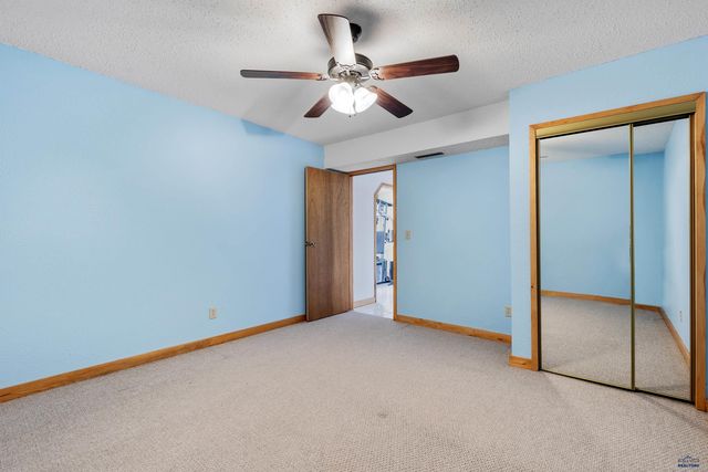 27301 SIMUNEK CT, Hot Springs, SD 57747