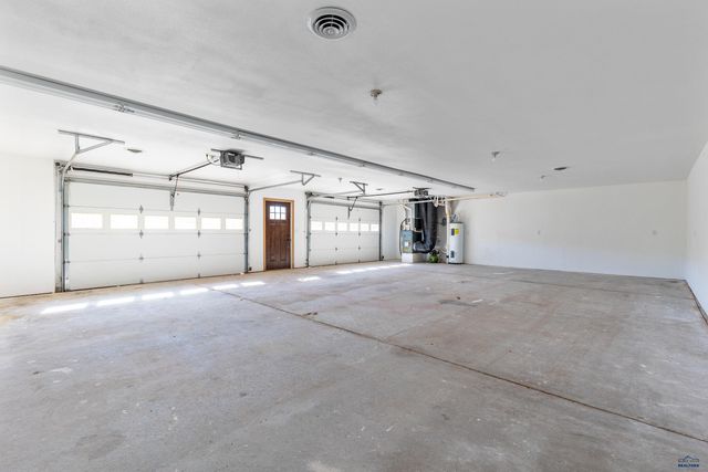 27301 SIMUNEK CT, Hot Springs, SD 57747