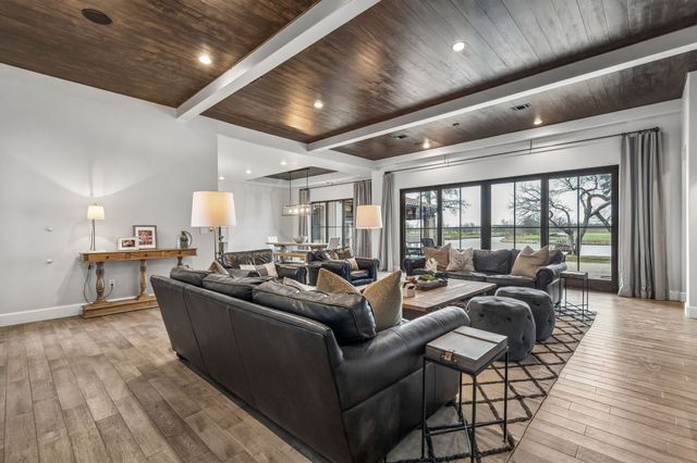 1075 Driftwood Ranch Trail, Weatherford, TX 76087