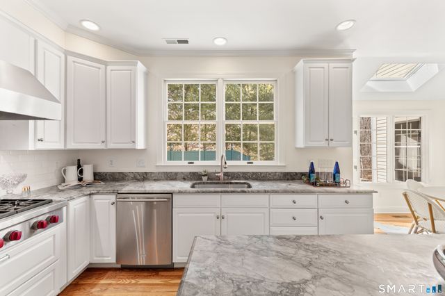 260 Range Road, Fairfield, CT 06890