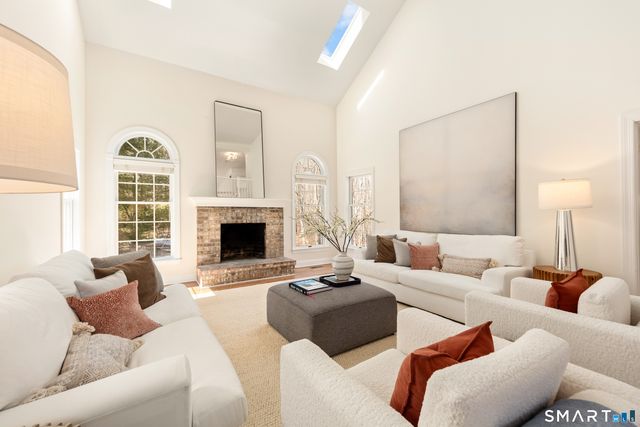 260 Range Road, Fairfield, CT 06890