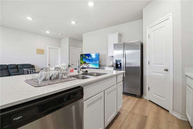 611 W Cattleman Court, Siloam Springs, AR 72761