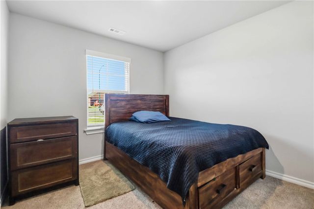 611 W Cattleman Court, Siloam Springs, AR 72761