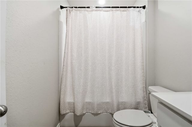 611 W Cattleman Court, Siloam Springs, AR 72761