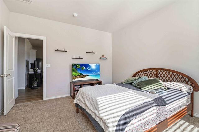 611 W Cattleman Court, Siloam Springs, AR 72761