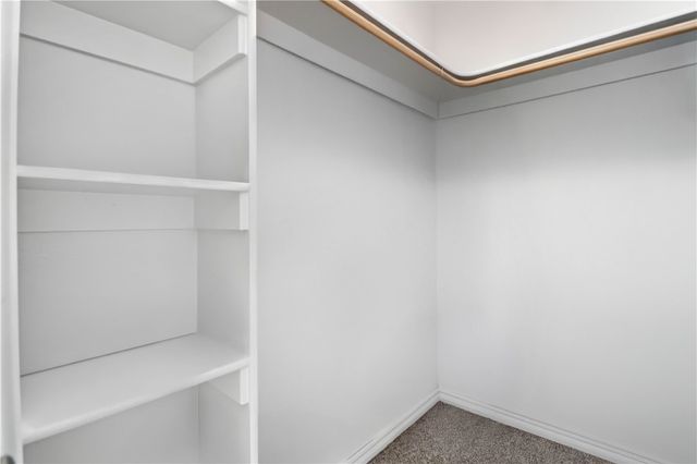 611 W Cattleman Court, Siloam Springs, AR 72761