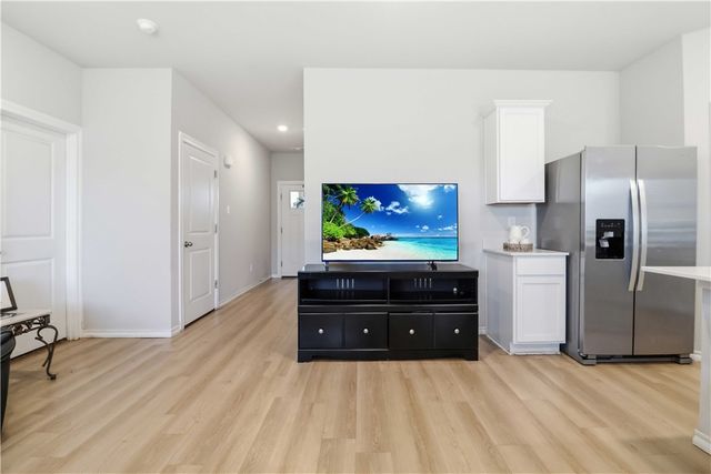 611 W Cattleman Court, Siloam Springs, AR 72761