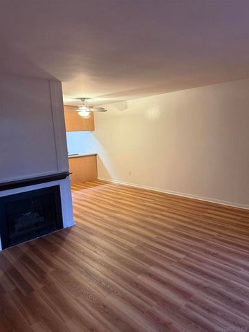9829 Caminito Marlock 45, San Diego, CA 92131