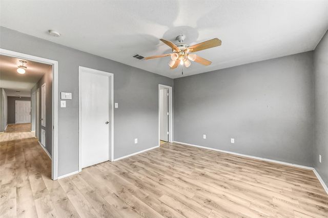 13518 Woodring Court, Houston, TX 77045