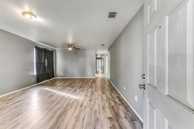 13518 Woodring Court, Houston, TX 77045