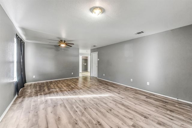 13518 Woodring Court, Houston, TX 77045