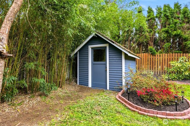 7731 Cedar Place SE, Snoqualmie, WA 98065