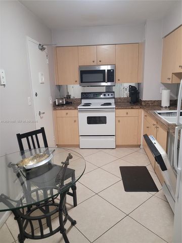9195 Collins Avenue 309, Surfside, FL 33154