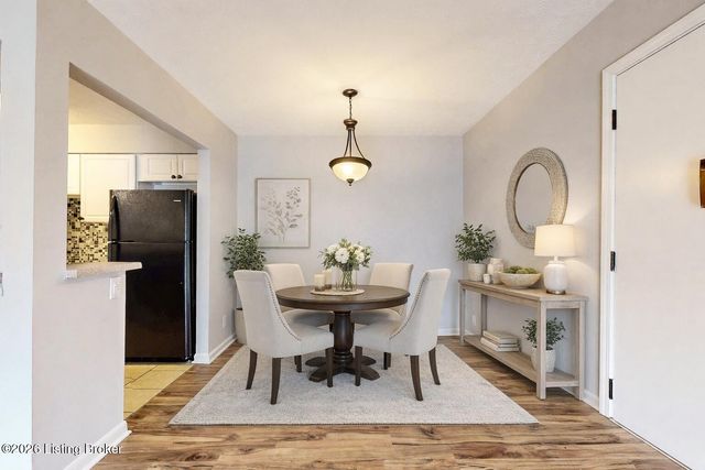 7052 Wildwood Cir 108, Louisville, KY 40291